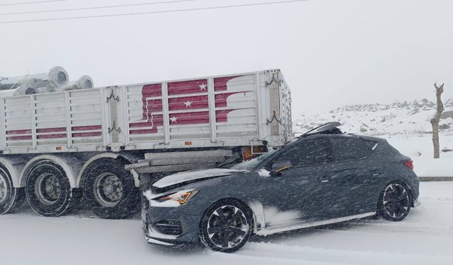 Şanlıurfa’da Yoğun Kar Kazayı Beraberinde Getirdi: 3 Yaralı