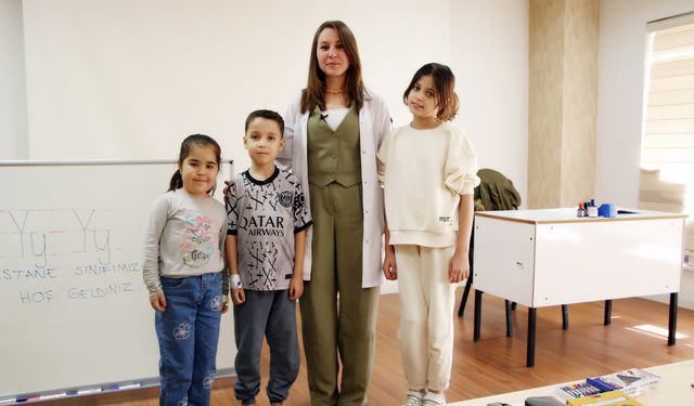 Şanlıurfa Eğitim ve Araştırma Hastanesi’nde Hastane Sınıfı Uygulaması Başarıyla Sürüyor