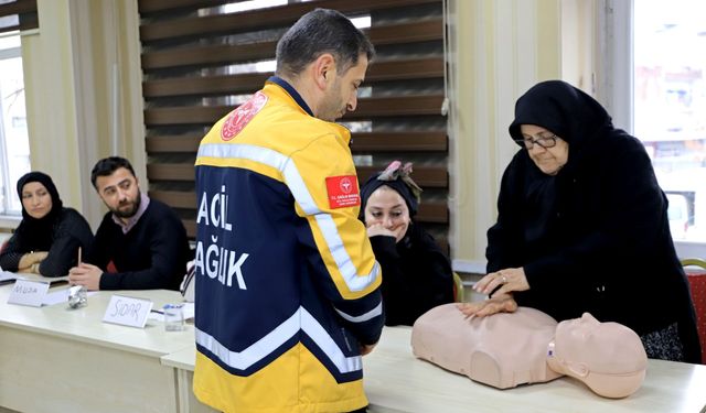 Şanlıurfa’da Örnek Davranış: 68 Yaşında İlk Yardım Eğitimi Aldı