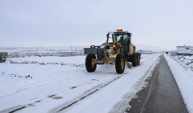 Şanlıurfa Büyükşehir Belediyesi Karacadağ’da Seferber Oldu