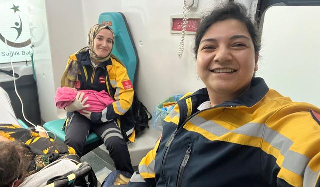 Şanlıurfa’da Ambulansta Mucize Doğum!
