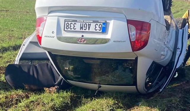 Viranşehir'de otomobil ters takla attı, 4 yaralı