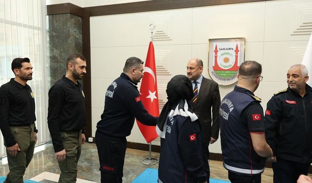 Başkan Gülpınar, Belediye Personeliyle Bayramlaştı