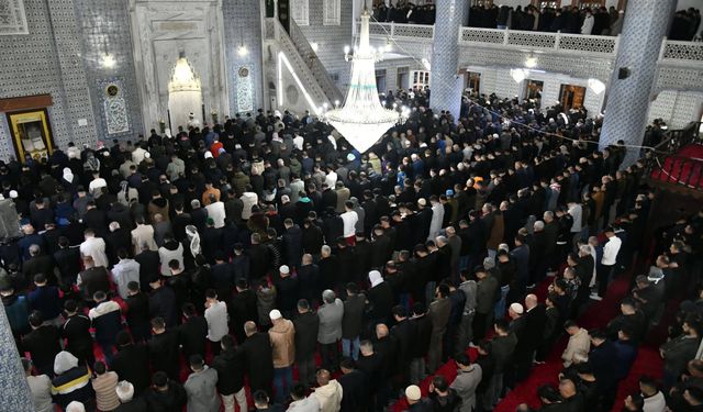 Şanlıurfa’da Bayram Namazına Yoğun İlgi