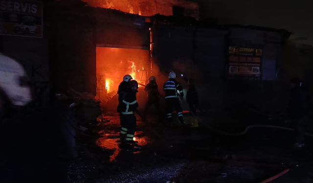 Şanlıurfa’da Yangın Paniği: İtfaiye Seferber Oldu