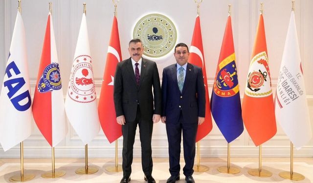 Başkan Özyavuz, İçişleri Bakanı Çiftçi'yi Ziyaret Etti