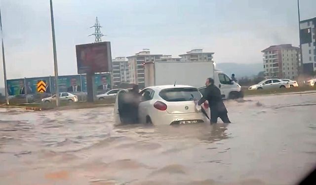 Şanlıurfa’ya Sağanak Alarmı: Meteoroloji Uyardı!