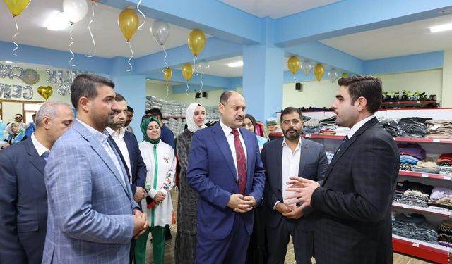 İyilik Çarşısı Hizmete Açıldı