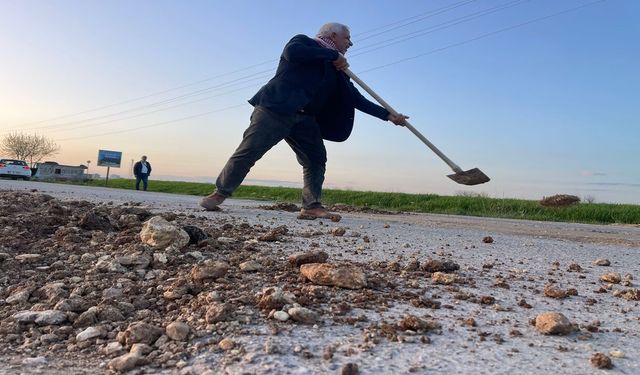 Şanlıurfa’da Duyarlılık Örneği: Çukurları Tek Tek Kapattı