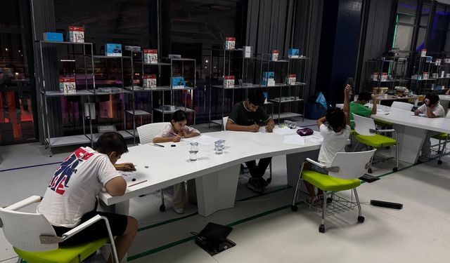 Şanlıurfa Bilim Merkezi'nde Tübitak Yaz Akademisi 1. Dönem Sınavı Tamamlandı