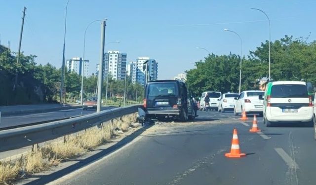 Şanlıurfa’da Zincirleme Kaza! 4 Araç Birbirine Girdi