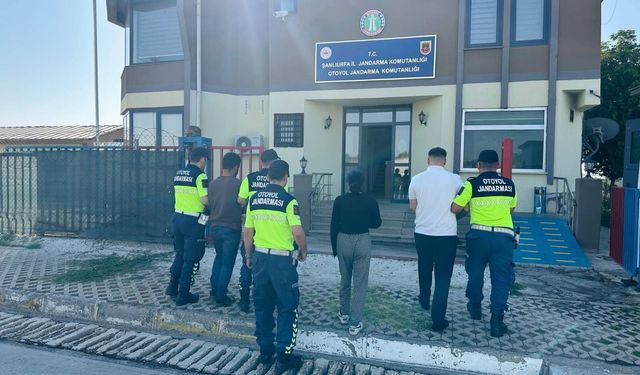 Şanlıurfa’da Sahte Polis Oyunu Bozuldu! Araçtan Bakın Neler Çıktı