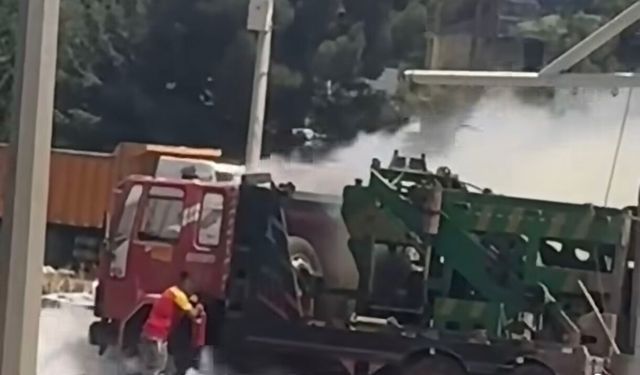 Şanlıurfa’da Park Halindeki Araçta Yangın Çıktı