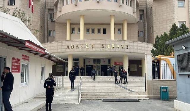 Haliliye’de bıçakla polis aracına zarar veren şüpheli tutuklandı