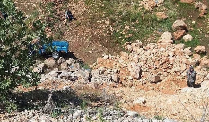 Halfeti'de sepetli motosiklet uçuruma düştü, 1 ölü, 2 yaralı