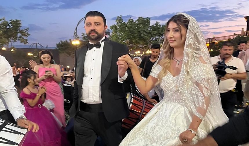 Bucak Ve İzol Aşiretinin Mutlu Günü