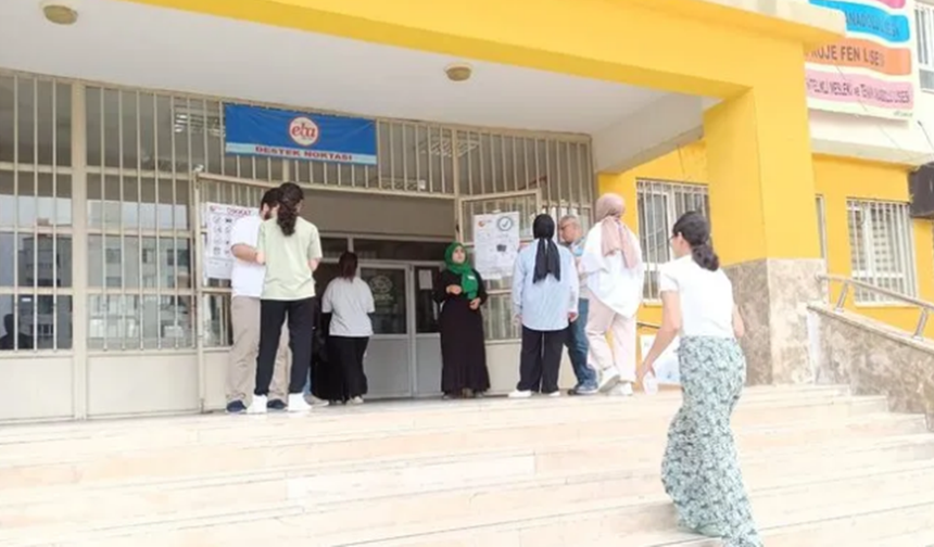 Şanlıurfa’da YKS Heyecanı Başladı