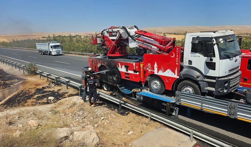 Şanlıurfa-Mardin Yolunda Tır Yangını