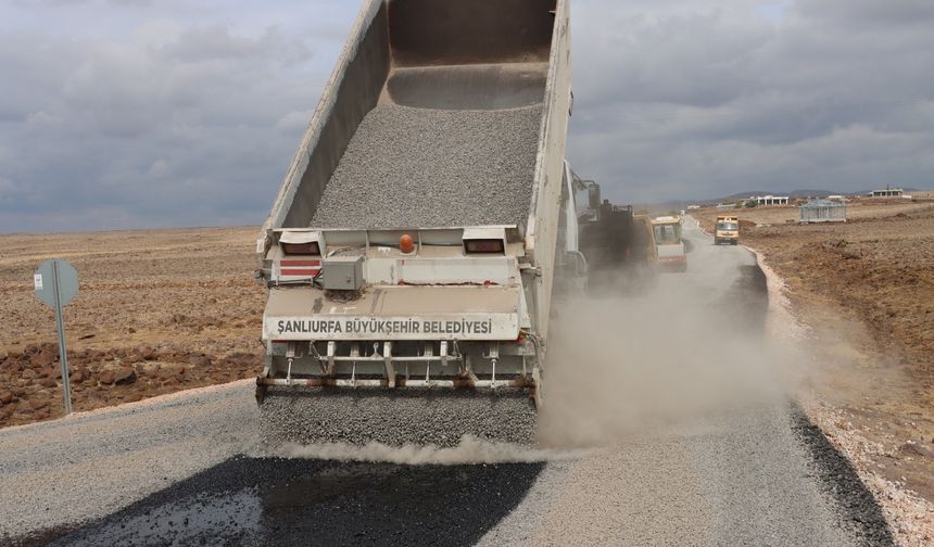 Büyükşehir Belediyesi, Viranşehir’de 4 Kilometrelik Yolu Yeniledi