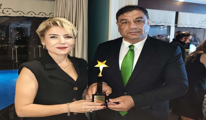Yılın Siyasetçisi Ödülü Halil Aslan’a Verildi