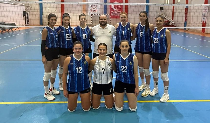 Viranşehir Kadın Voleybol Takımı Sezona Fırtına Gibi Başladı