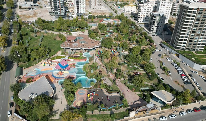 Cumhuriyet Bayramı Coşkusu Çocuk Oyun Dünyasında Yaşandı