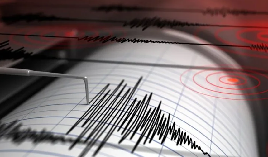 Balıkesir'de deprem! İstanbul'da da hissedildi