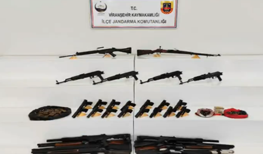 Viranşehir’de 32 Silah ve 83 Bin Paket Kaçak Sigara Ele Geçirildi