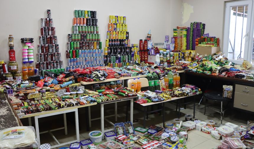 Şanlıurfa’da 1,5 Milyon TL’lik Tarihi Geçmiş Ürünlere El Konuldu