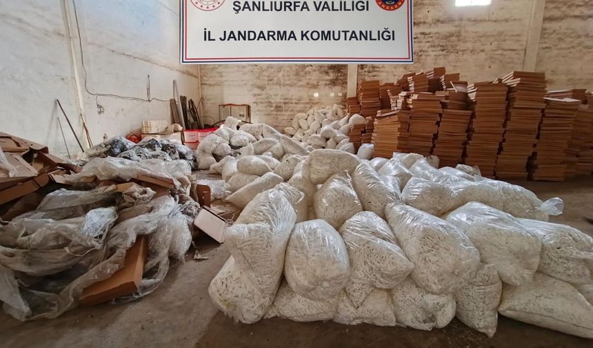 Şanlıurfa’da 14 Milyon TL’lik Kaçak Makaron Ele Geçirildi