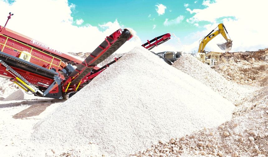 Mıcır Ocağı Faaliyete Geçti: Harran'da Yol Sorunu Kalmayacak