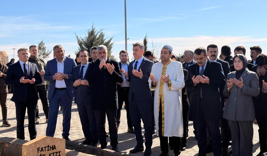 Bakan Tekin Şanlıurfa’da: Önce Deprem Şehitleri, Sonra Sınıflar