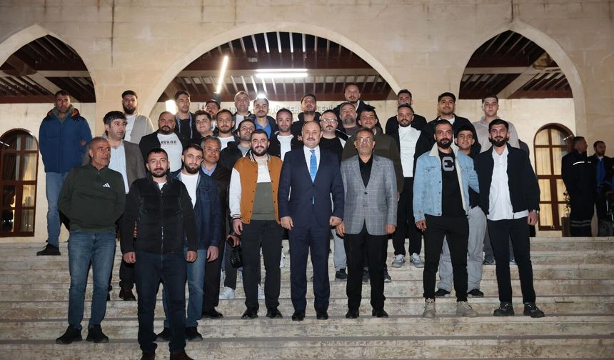 Başkan Gülpınar, Engelli Bireylerle Gönül Sofrasında