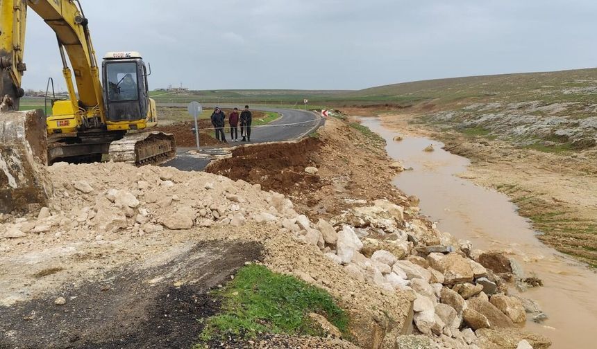 Büyükşehir Ekipleri, Selin Zararını Gidermek İçin Sahada