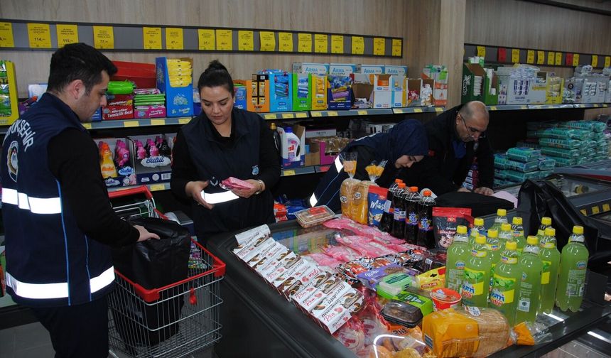 Büyükşehir Zabıtasından Bayram Öncesi Gıda Güvenliği Alarmı