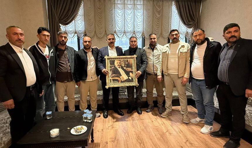 Emin Yetim'in Bayramlaşma programı yoğun ilgi gördü