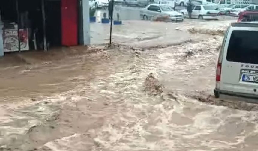 Şanlıurfa'nın iki ilçesinde okullar tatil edildi