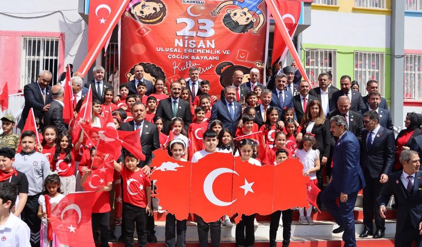 Şanlıurfa’da 23 Nisan Coşkusu: Miniklerden Renkli Gösteriler