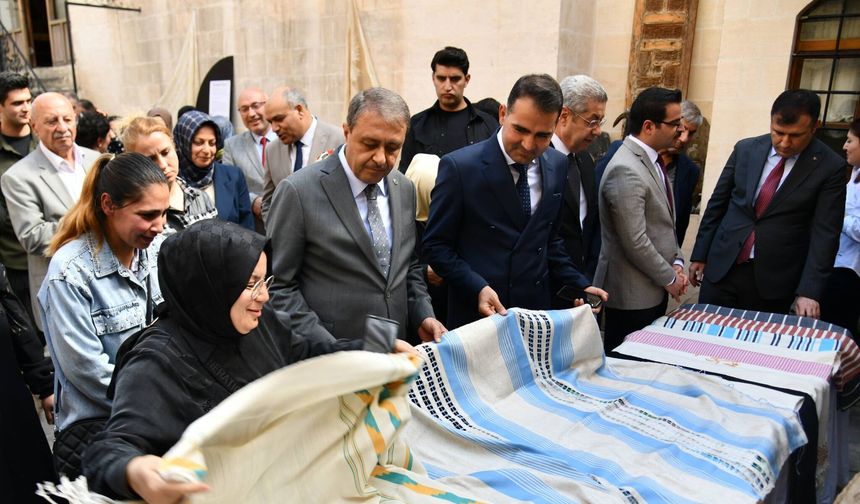 Şanlıurfa’da Ehram Kumaş Koleksiyonu Tanıtıldı