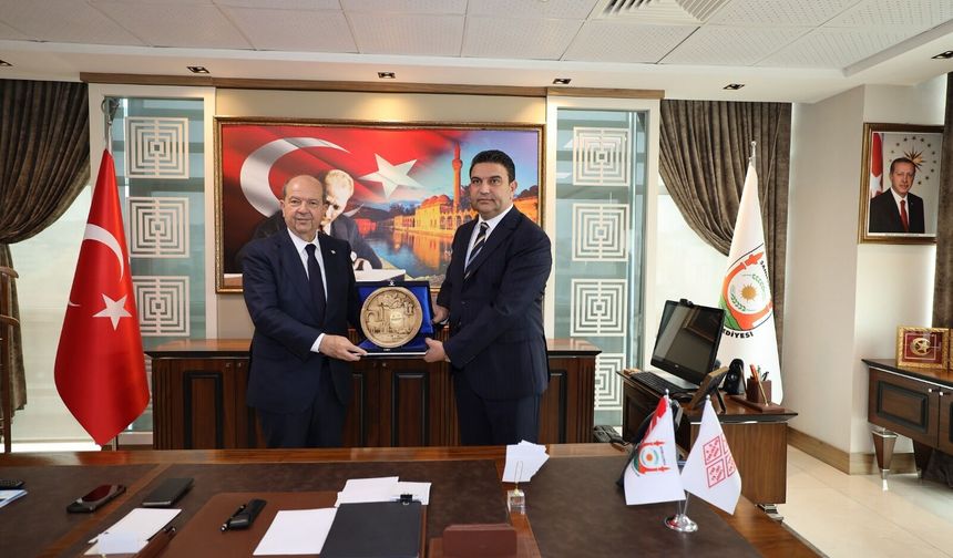 KKTC Eski Cumhurbaşkanı Tatar’dan Şanlıurfa Büyükşehir Belediyesi’ne Ziyaret