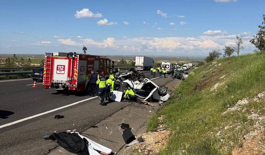 Şanlıurfa'da Zincirleme Kaza, 3 Ölü, 5 Yaralı