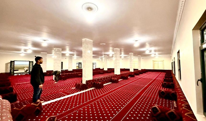 Başkan Özyavuz'dan Cami Ve Taziye Evlerine Destek