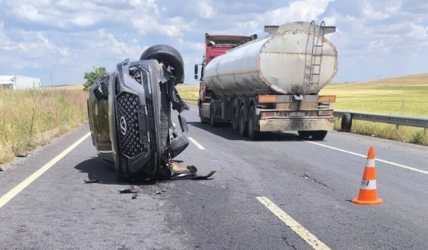 Viranşehir’de Feci Kaza! İki Araç Çarpıştı, 4 Kişi Yaralandı