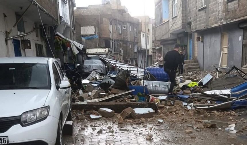 Şanlıurfa’da Süper Hücre Fırtınası Sonrası Büyük Hasar