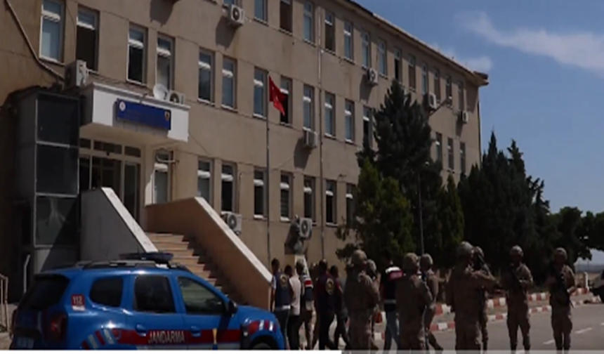 Şanlıurfa Dahil 33 İlde FETÖ Operasyonu! 69 Gözaltı