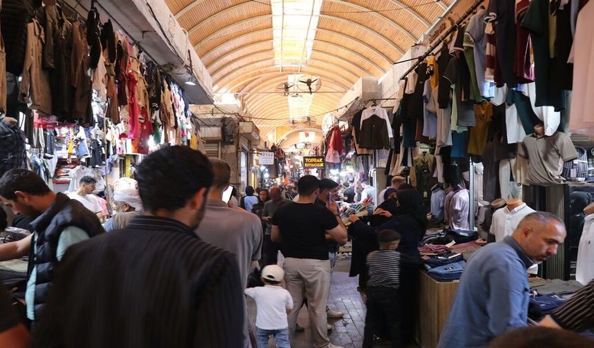 Şanlıurfa’da Arife Günü Manzarası: Çarşıda Nefes Alınmıyor