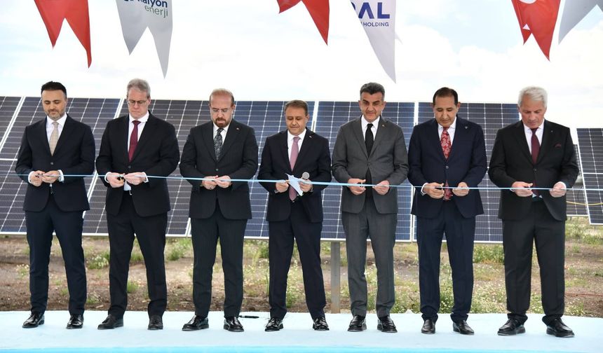 Viranşehir’de 400 MW’lık Dev GES Yatırımı Hizmete Açıldı