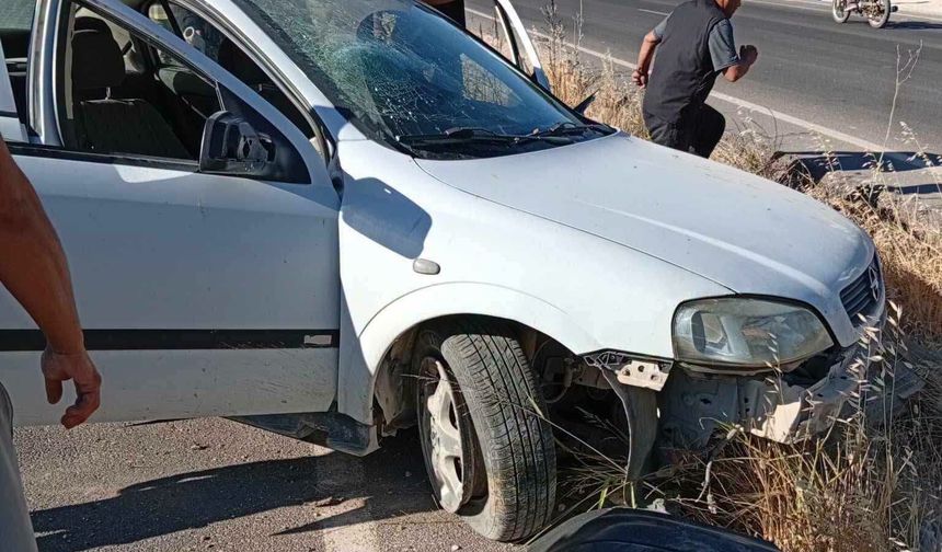 Akçakale’de Sabah Saatlerinde Feci Kaza: 4 Kişi Yaralandı