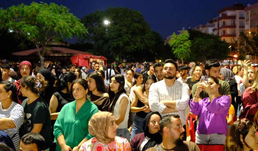 ‘Yaza Merhaba’ Konserleri Başladı