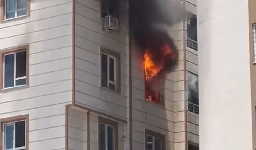 Haliliye’de Korkutan Yangın! Mahalle Alarm Durumuna Geçti